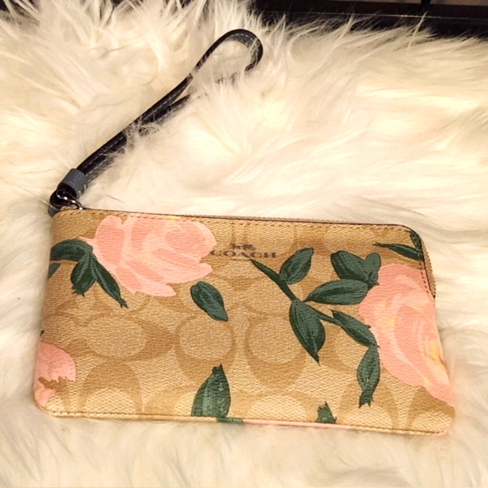Authentic Coach Wristlet